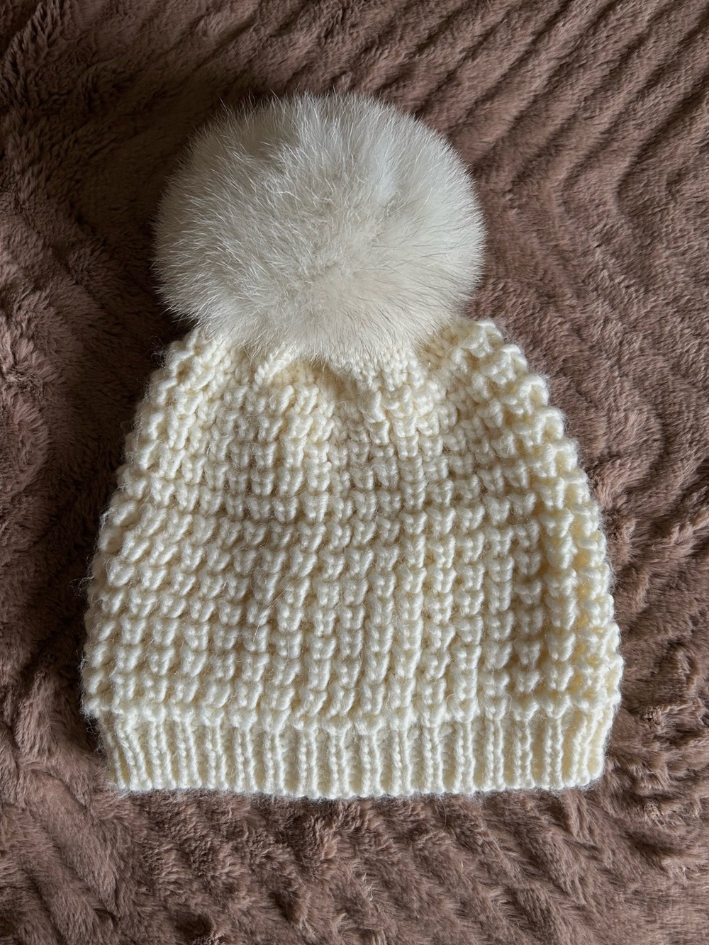 Kyi Canada Women’s Fur Pom Knit Beanie